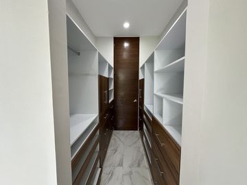 Casa nueva en venta en privada Altozano, carretera Mérida -Progreso.