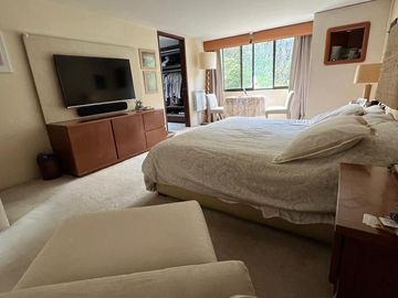 CASA EN BOSQUES  CON DETALLES ÚNICOS
