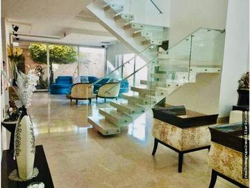 SE VENDE CASA DE LUJO EN VILLA CAMPESTRE