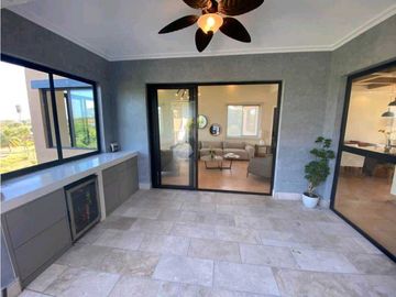 Venta de apartamento en Buenaventura - Rio Hato.