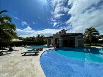 Venta de apartamento en Buenaventura - Rio Hato.