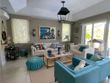 Se vende apartamento de playa en Buenaventura - Rio Hato.