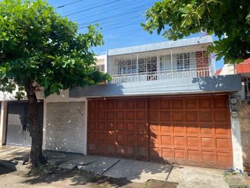 Casa en venta en Fracc. Virginia. VERACRUZ, VERACRUZ. CERCA DE ESTADIOS