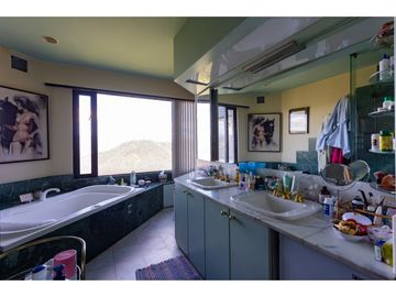 González Suárez, Penthouse en Venta, 664.61m2, 4 Habitaciones