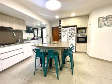 Casa en Venta en Camino El Alba / Las Vertientes