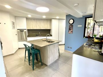 Casa en Venta en Camino El Alba / Las Vertientes