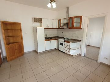 Casa PH en venta en Haedo Sur