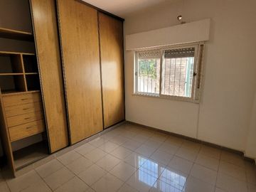 Casa PH en venta en Haedo Sur