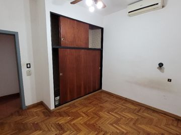 Casa PH en venta en Haedo Sur