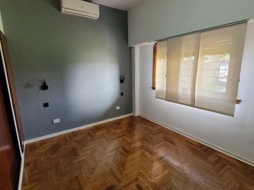 Casa PH en venta en Haedo Sur