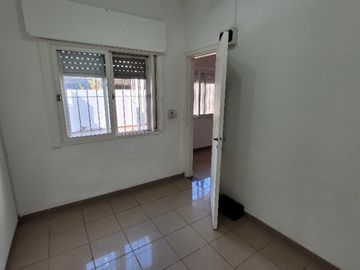 Casa PH en venta en Haedo Sur