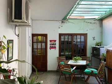 Casa en venta en Lanus Oeste