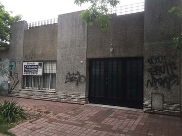 Casa en venta en Lanus Oeste