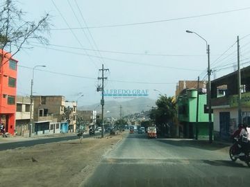 Terrenos Comerciales Venta AV. Principal B - VENTANILLA