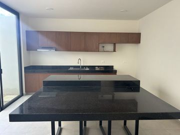 Venta de Townhouse de 3 Habitaciones privada en Temozón Norte