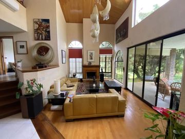 Casa en Venta de Lujo Las Cañadas Club de Golf  Zapopan Jal.