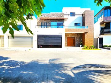 Casa en VENTA en LOMAS DIAMANTE en la Riviera Veracruzana
