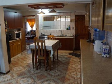 Casa en Venta en Chacabuco 1049