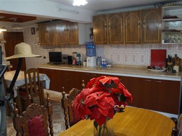 Oficina en Venta en Chacabuco 1049