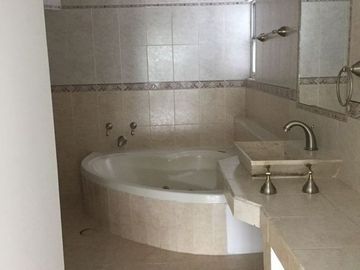 Casa en venta en Fracc Pedregal De Queretaro