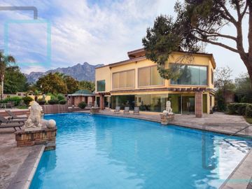 DEPARTAMENTOS EN VENTA EN RINCON DE LAS HUERTAS ZONA SANTA CATARINA