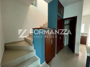 Casa en Venta en Fraccionamiento Margaritas en Colima