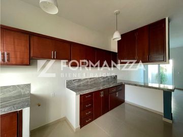 Casa en Venta en Fraccionamiento Margaritas en Colima