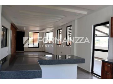 Penthouse Nuevo en Venta en Lomas de Circunvalación en Colima, Colima