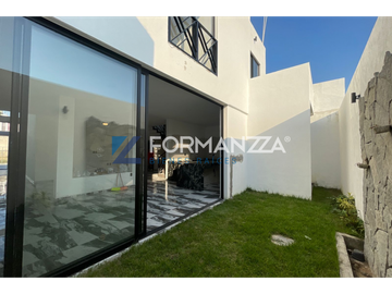 Casa Nueva en Venta en Colinas del Real