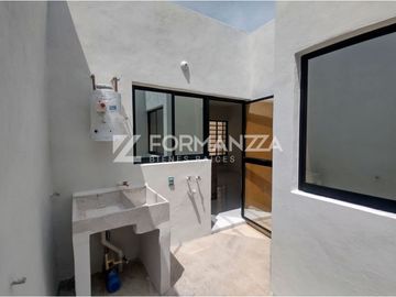 Casa Nueva en Venta, Fraccionamiento Zaragoza, Colima