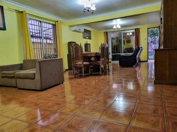 Local Comercial en Venta en San Luis de Macul