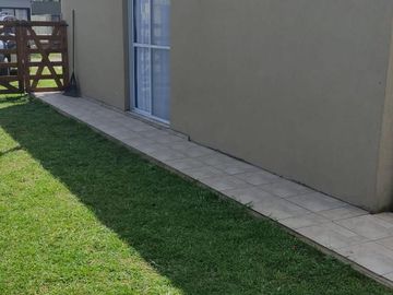 Casa en venta - 1 Dormitorio 1 Baño - Cochera - 300mts2 - General Rodríguez
