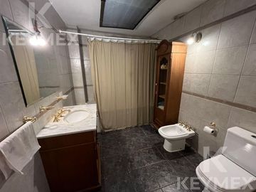 Casa en  venta con 3 dormitorios en 56 entre 18 y 19, La Plata