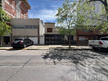 Casa en  venta con 3 dormitorios en 56 entre 18 y 19, La Plata