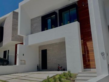 Venta de casas en Zibata SAVANT