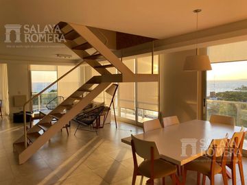 Departamento- Venta- Olivos- Penthouse- 5 Ambientes  - Terraza- pileta propia  - Vista Rio