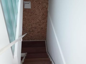 Departamento- Venta- Olivos- Penthouse- 5 Ambientes  - Terraza- pileta propia  - Vista Rio
