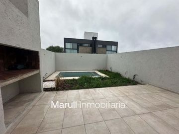 Duplex de categoria en La Luisita 3 dormitorios balcon a estrenar