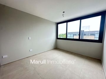 Duplex de categoria en La Luisita 3 dormitorios balcon a estrenar