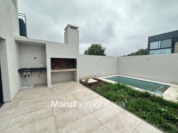 Duplex de categoria en La Luisita 3 dormitorios balcon a estrenar