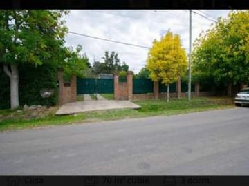 Casaquinta de 3 dorm, parque y piscina en City Bell
