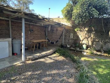 Casa de 4 amb. a la venta en Ezeiza a pocos mts de la Autopista
