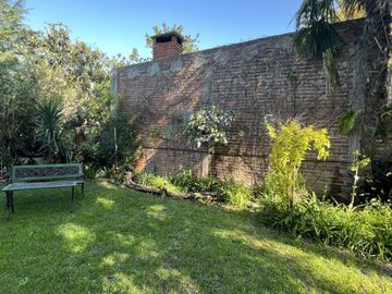 Casa de 4 amb. a la venta en Ezeiza a pocos mts de la Autopista
