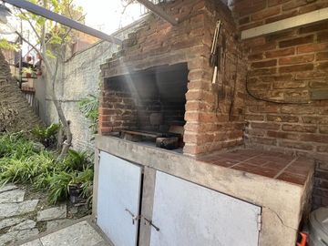 Casa de 4 amb. a la venta en Ezeiza a pocos mts de la Autopista