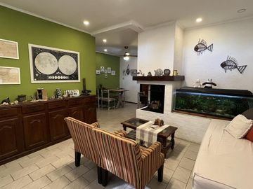 Casa de 4 amb. a la venta en Ezeiza a pocos mts de la Autopista