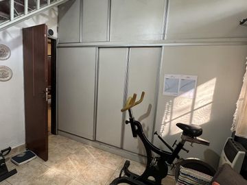 Casa de 4 amb. a la venta en Ezeiza a pocos mts de la Autopista