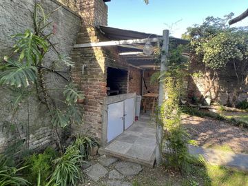 Casa de 4 amb. a la venta en Ezeiza a pocos mts de la Autopista