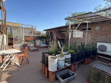 Casa de 4 amb. a la venta en Ezeiza a pocos mts de la Autopista