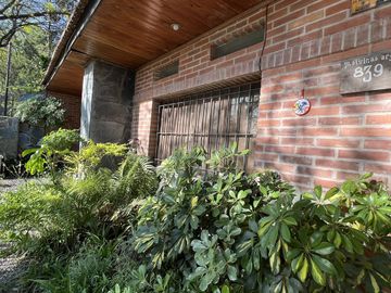 Casa de 4 amb. a la venta en Ezeiza a pocos mts de la Autopista