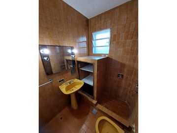 VENTA CASA DOS DORMITORIOS EN ARROYITO